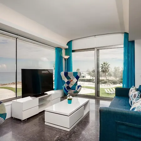 Protaras Beachfront Thalassa Suite Exterior photo